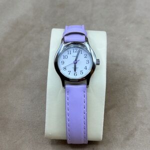 Women's Timex Indiglo Watch with Purple Leather Band – Vibrant and Reliable